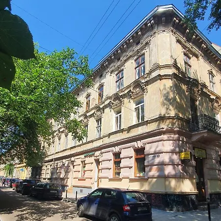 Wonderful Apartment Near The Old City Lviv Exterior photo